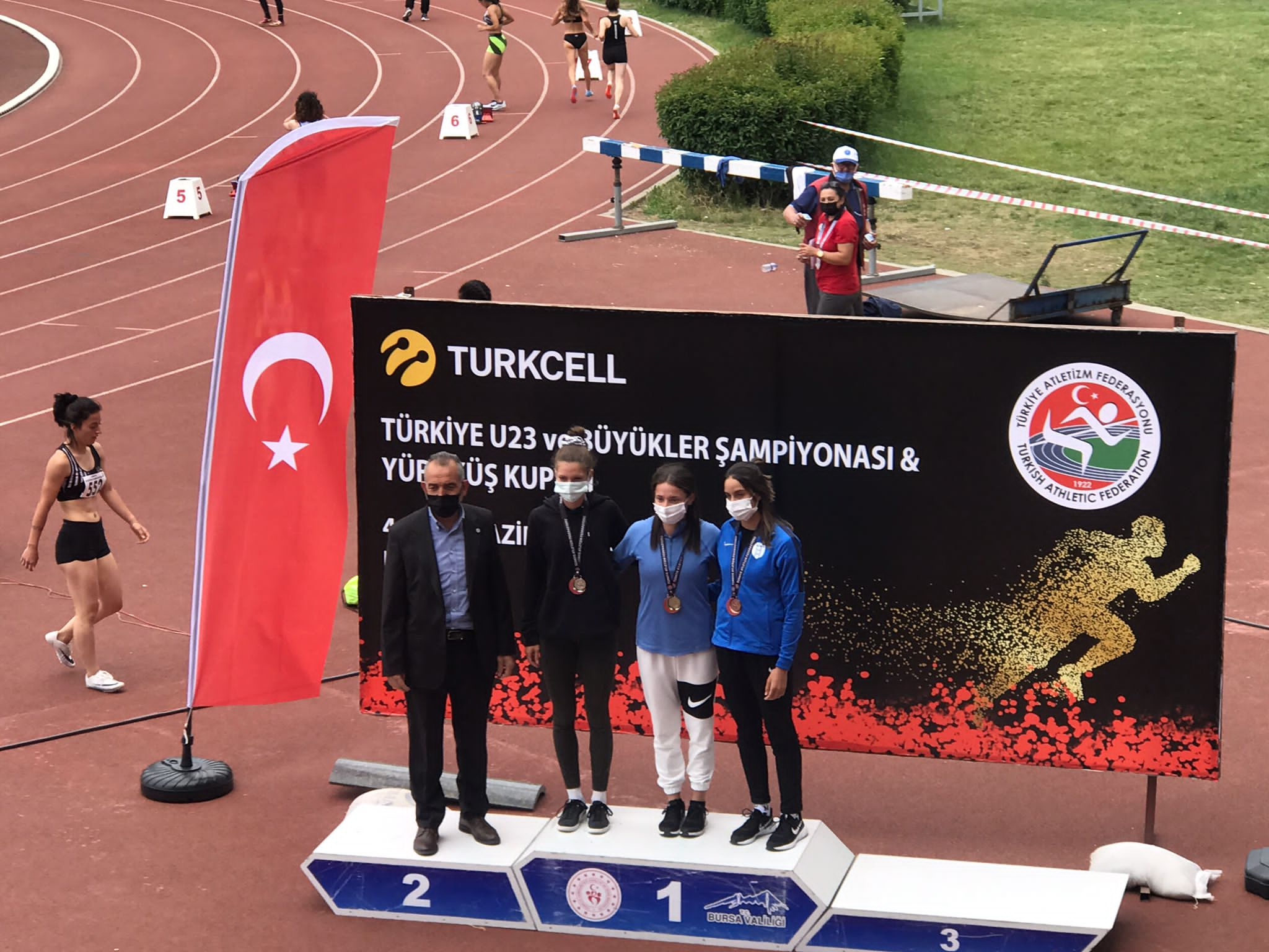 Büyükşehirli Sporcular Balkan Atletizm Şampiyonası’nda Ülkemizi Temsil Edecek