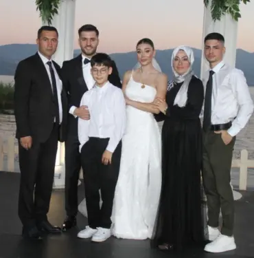 Kardeşoğlu ve Keskin ailesinin mutlu akşamı (1)