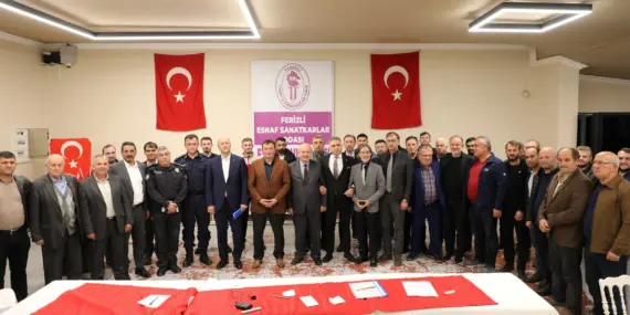Ferizli’de Belediye Başkanı İsmail Gündoğdu istişare toplantısında esnafla buluştu.