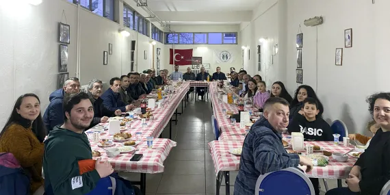 Hendek MYO’dan emekliye ayrılan Yener’e veda