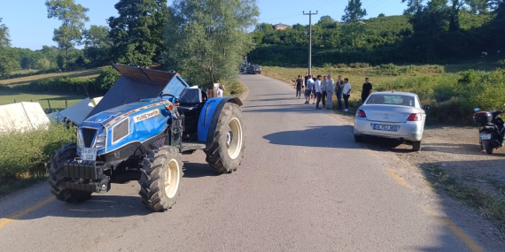 Otomobil ile traktör çarpıştı: 1 yaralı