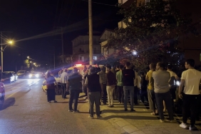 İLÇEYİ KARIŞTIRAN TACİZ İDDİASINDA ŞAHIS TUTUKLANDI ADLİYEYE SEVK EDİLEN YABANCI UYRUKLU ŞAHIS 'BASİT CİNSEL SALDIRI' SUÇUNDAN TUTUKLANDI