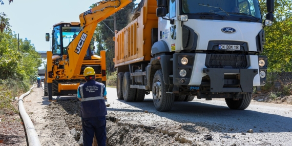 Büyükşehir 4 mahallenin içme suyunu sondajla yerin altından çıkardı