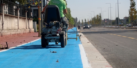 Yeni arterde bisiklet yolu da tamamlandı