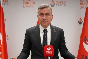 Azmi Karamahmutoğlu,