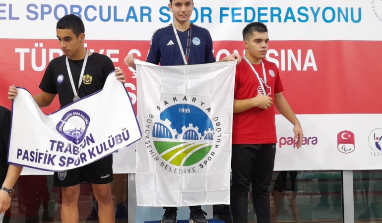 Milli Takım müjdesi  Sakarya’nın altın sporcusu Selim Antalya’daki şampiyonaya damga vurdu