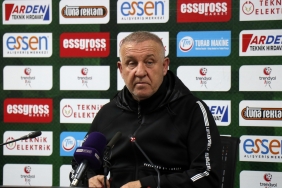 SAKARYASPOR - BOLUSPOR MAÇININ ARDINDAN BOLUSPOR TEKNİK DİREKTÖRÜ UFUK KAHRAMAN: "BEKLENTİMİN ALTINDA BİR MAÇ GEÇTİ TAKIM OLARAK" SAKARYASPOR TEKNİK DİREKTÖRÜ MESUT BAKKAL: "BU GALİBİYET BİZİM İÇİN BİR VİRAJ MAÇIYDI"