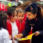 İLKOKUL ÖĞRENCİLERİ JANDARMA MESLEĞİ HAKKINDA BİLGİ SAHİBİ OLDU