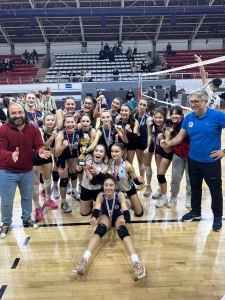 Genç Bayanlar Voleybolde file üstü gecen yılın finaline sahne oldu